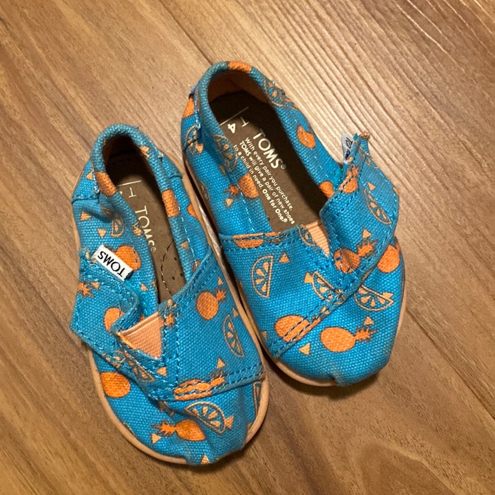 toms shoes
